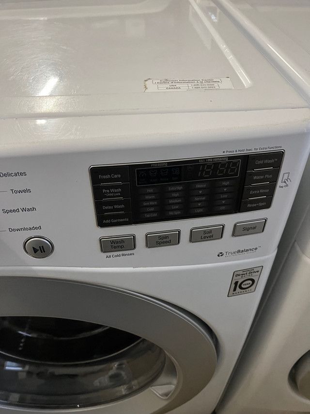 LG front load washer electric dryer white clean working  in Washers & Dryers in Stratford - Image 4