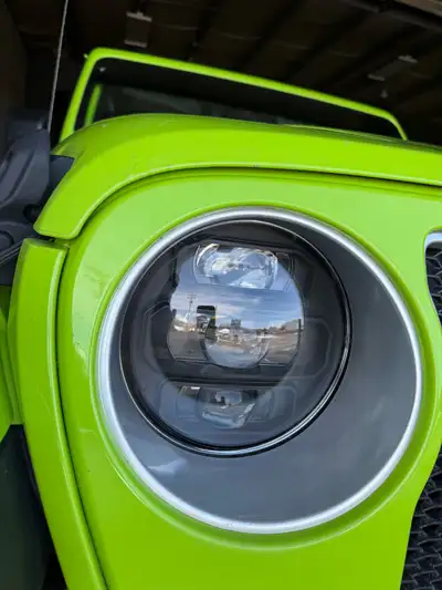 Selling a set of LED projector headlights off a 2021 Jeep Wrangler JL. Super bright and a great upgr...