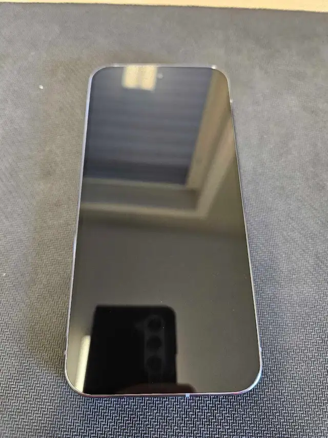 Google Pixel 10 Pro XL in Cell Phones in Stratford - Image 3
