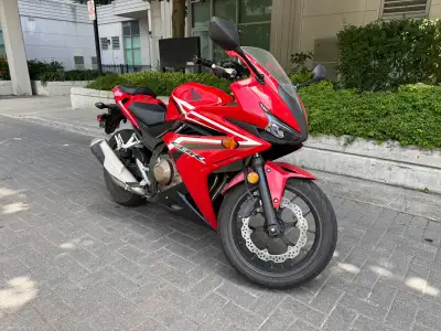 Honda CBR500R Year: 2016 Low mileage – only 6,700 km Runs perfectly with no issues Never dropped, no...