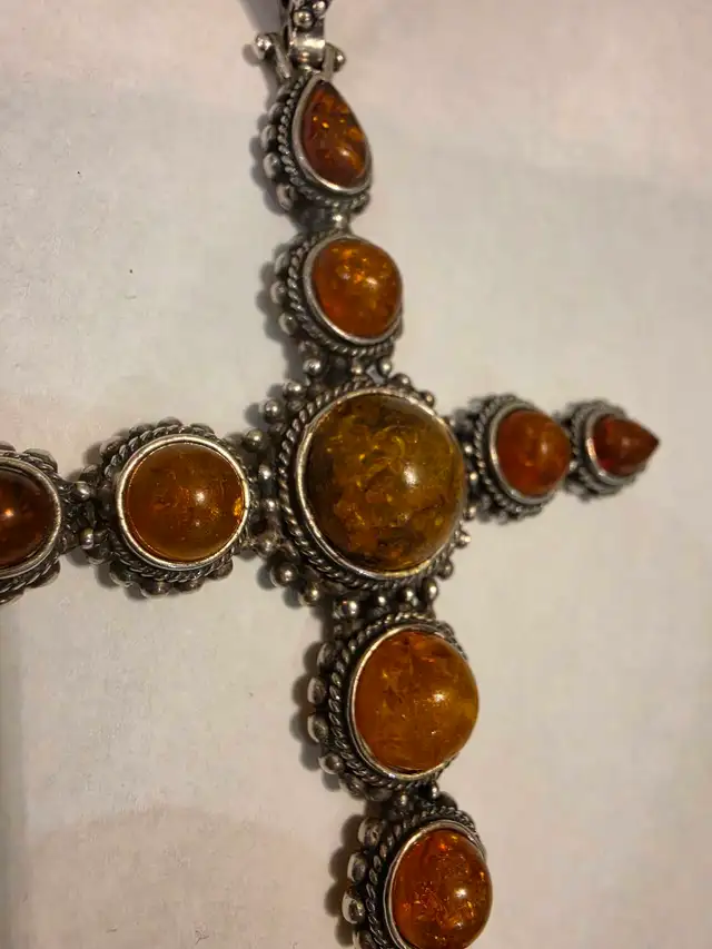 Sterling Vintage Large Cross Pendant Baltic Amber in Jewellery & Watches in London - Image 9