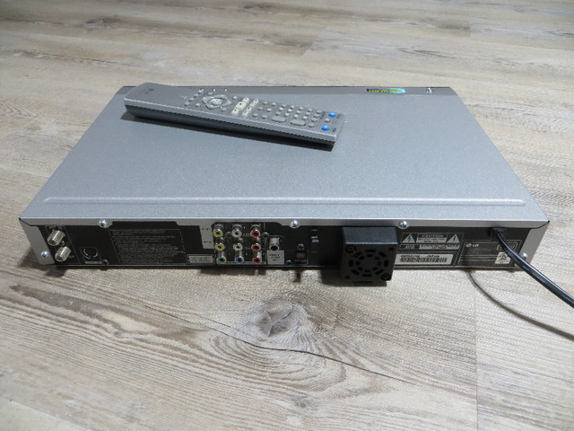 LG LRH-780 DVD/HDD Recorder in General Electronics in St. Catharines - Image 4