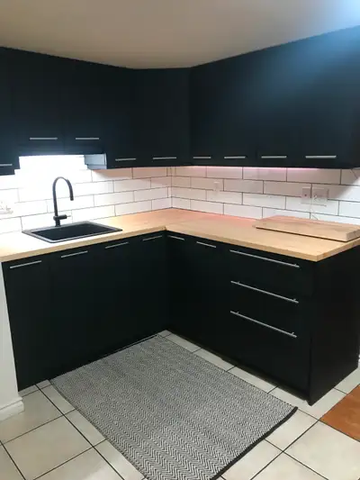 Studio (2 1/2) TOUT INCLUS à louer dans Saint-Sauveur.