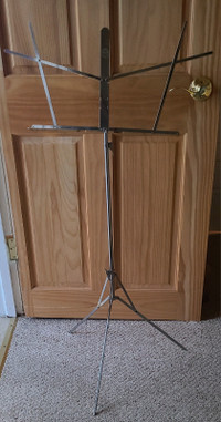 Sheet music stand 