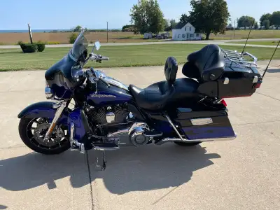 Beautiful bike, great condition Tires like new Legend shocks on the back 110 with screaming eagle st...
