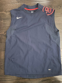 Nike soccer training shirt & shorts men’s Large