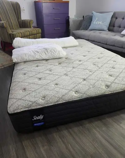 Matelas Queen et Double à vendre , View more