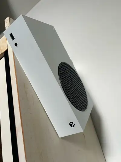 Xbox Series S, View more