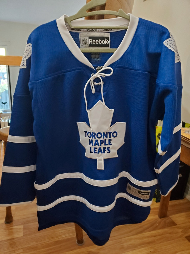 Toronto Maple Leafs Reebok youth L/XL jersey