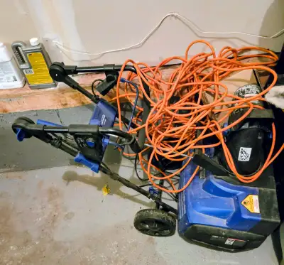 Snow Joe 15 Amp corded Electric Snow Blower, View more