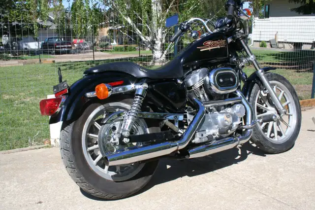 1997 Harley Davidson 883 Sportster in Street, Cruisers & Choppers in Moose Jaw - Image 9