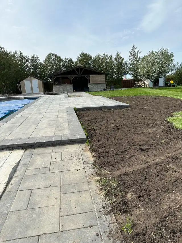 Rototiller/garden in Outdoor Tools & Storage in Oshawa / Durham Region - Image 4
