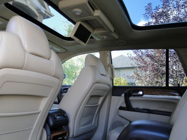 2009 Buick Enclave CXL (AWD) Fully Loaded. in Cars & Trucks in Calgary