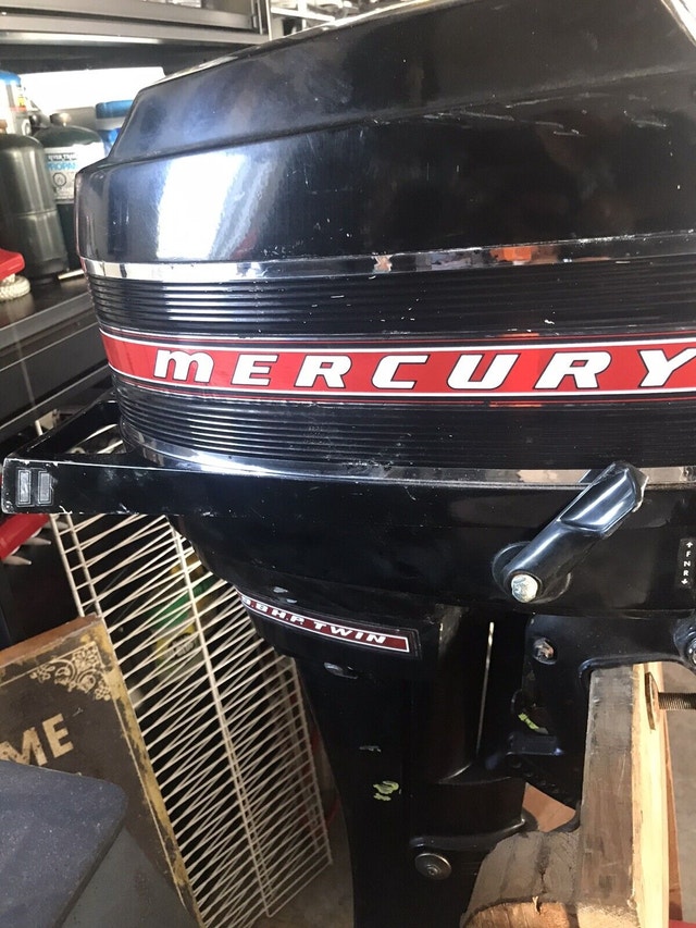 1968 Mercury vintage two stroke long shaft outboard motor Boat Parts, Trailers & Accessories
