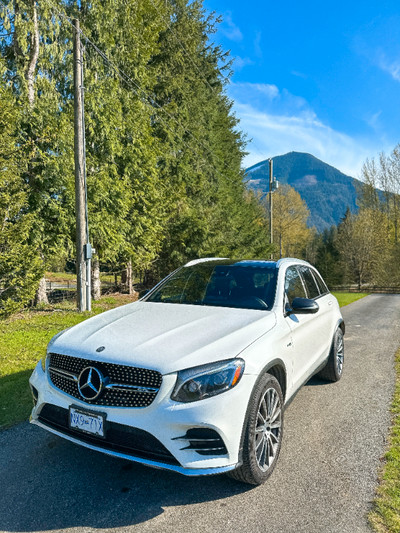 Beautifully Maintained White 2017 Mercedes-Benz GLC AMG
