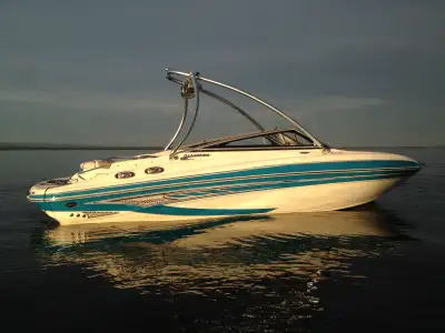 Selling my 2009 Glastron GLS 21.5, a sleek bowrider boat that's ready for the water! This well-maint...