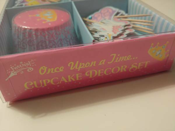 Cupcake Decor Set - New in Kitchen & Dining Wares in Burnaby/New Westminster - Image 3