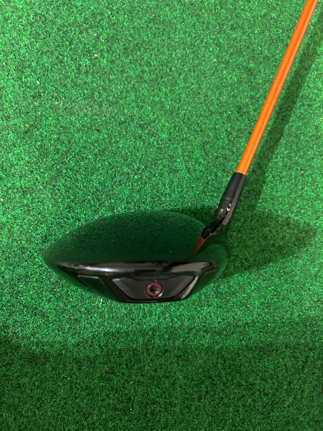 LH Titleist TSR2 w/ Premium Shaft in Golf in Strathcona County - Image 3