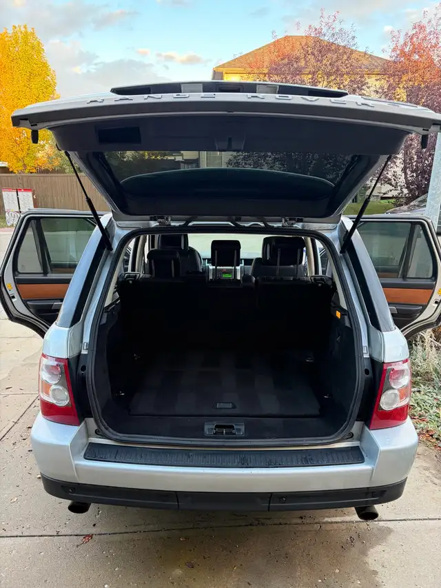 Range Rover 2006597791545639587847