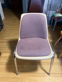 Retro Type Chair 