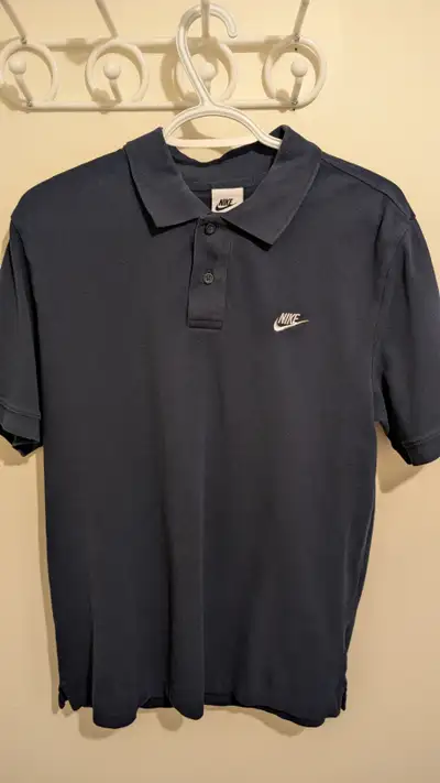 Men's Nike polo size medium, View more