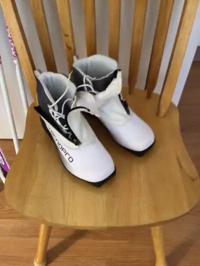 Cross country ski set, View more