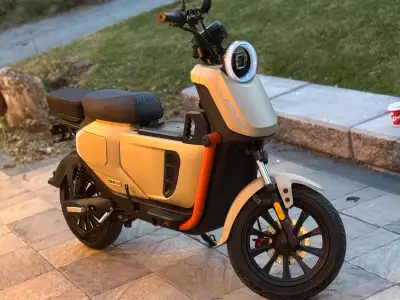-Brand New -riding for 120 km with fully charged -Speed 60 km/h - anti-theft system -2 set of remote...