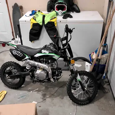 Very Clean Gio dirt bike . Used for about 30hrs total . tuned up in 2024 in April 2024 at Lethal Spo...