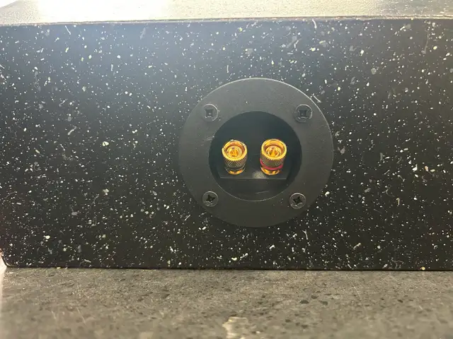 6 x 9” Speakers In Box in Speakers in Calgary - Image 3