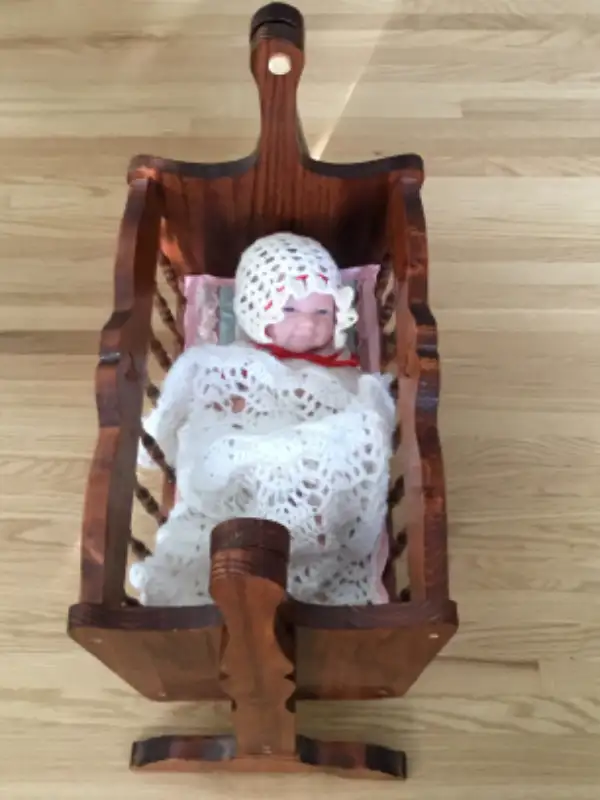 Antique baby cradle with baby in Other in Winnipeg - Image 3