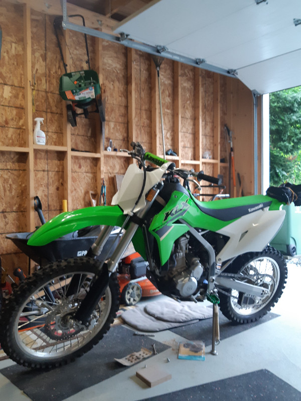 KLX300R 2022 FOR SALE MAYBE 25HOURS in Dirt Bikes & Motocross in Bedford - Image 4