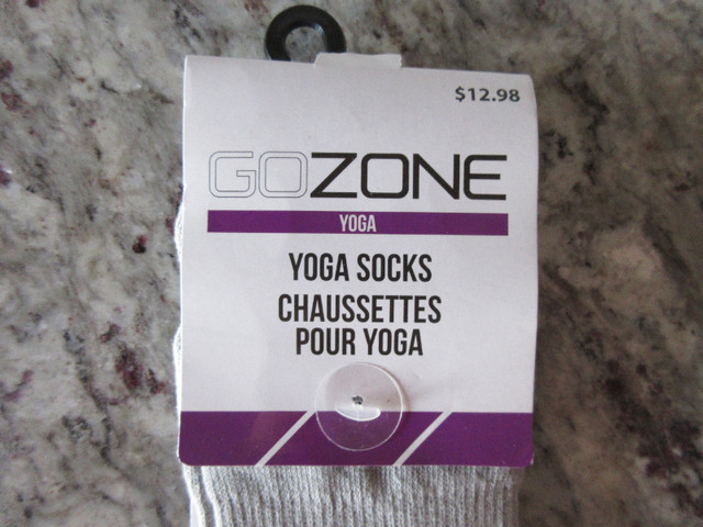 Go Zone Yoga Socks in Other in St. Albert - Image 3