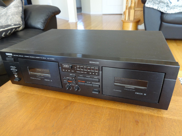 Yamaha KX-W282 Auto Reverse Stereo Double Cassette tape deck in Stereo Systems & Home Theatre in Markham / York Region