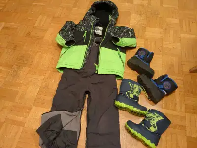 Toddler Boy's OshKosh Winter 2-Piece Snowsuit Set/Winter Boots, View more