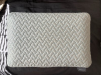 Tempur-Pedic Adapt + Cooling Pillow (Back or Stomach Sleeper)