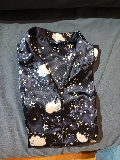 ensembles de pyjamas en satin pour femme de grandeur medium , View more