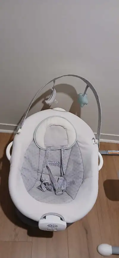 Graco Soothe 'n Sway – Balançoire & Bascule 2-en-1–EXCELLENT ÉT, View more