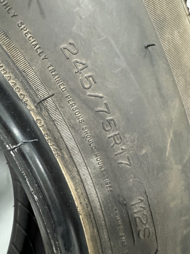 Pneu Michelin OEM neuf  (1 seul)   LTX M/S2 1 X 245/75/17 dans Pneus et jantes  à Ville de Montréal - Image 3