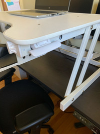 Rocelco Adjustable-Height Sit/Stand Desk Riser