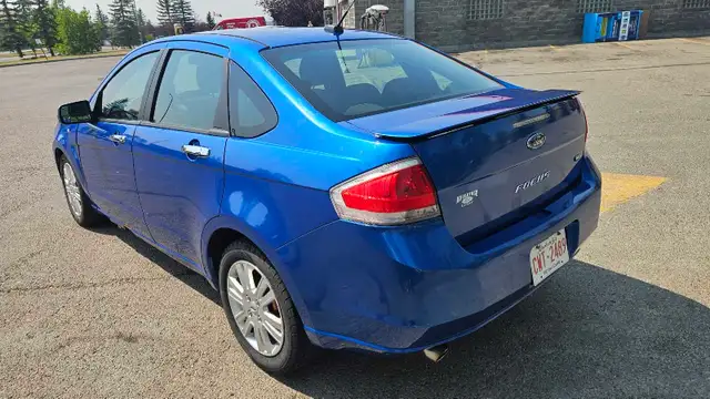 Ford Focus 2011535271608869857282