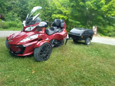 2016 Canam Spyder RTS with trailer