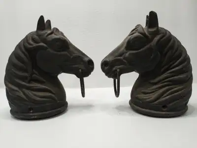 Two Antique Cast Iron Single Ring Horse Head Hitching Post Toppers Being sold only as a pair. No cra...