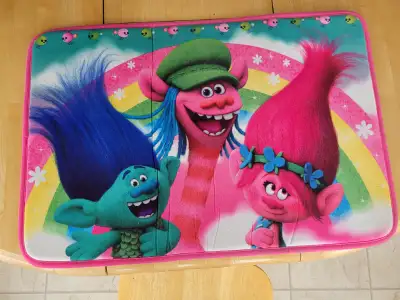 Trolls bath mat 29" x 20" *Check out my other ads*