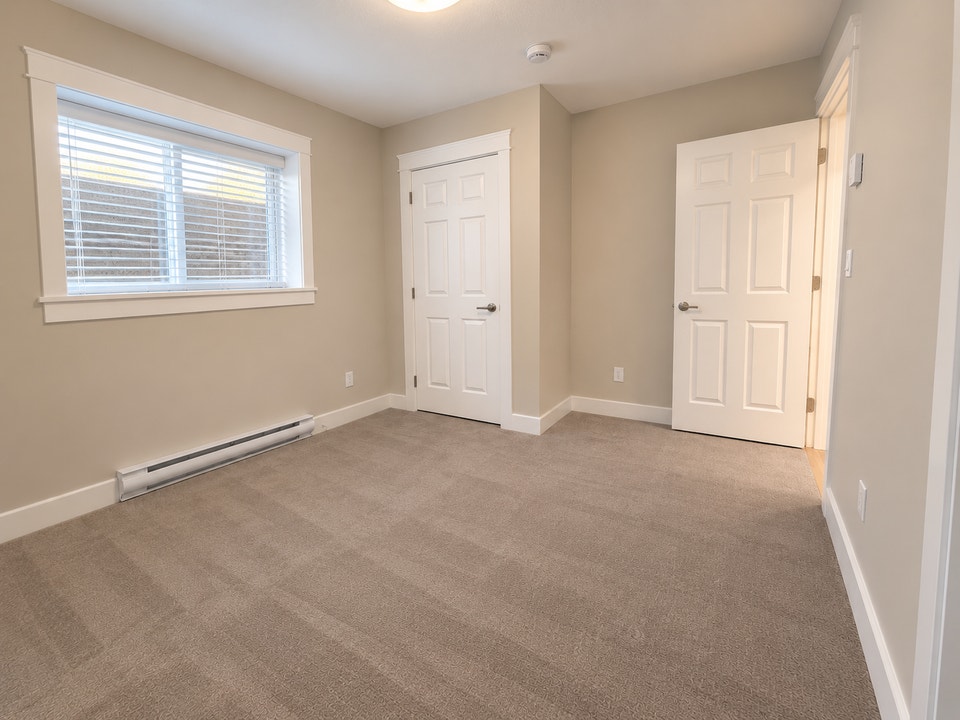 Brand-New Legal 2-Bedroom Suite in Willoughby 3
