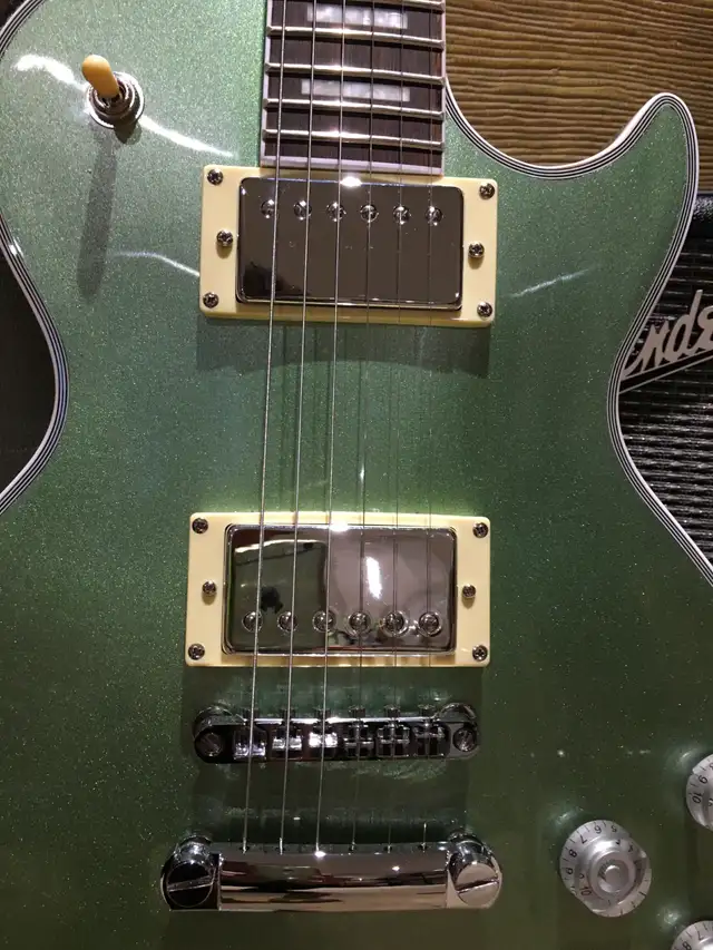 Electric Guitar Setup / Customize / Repair / Modifications in Guitars in Markham / York Region - Image 4