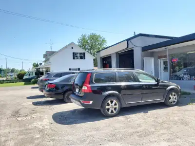 L.A Garage est fier d'offrir des services de voitures dans la région de Lachute / Brownsburg pour la...