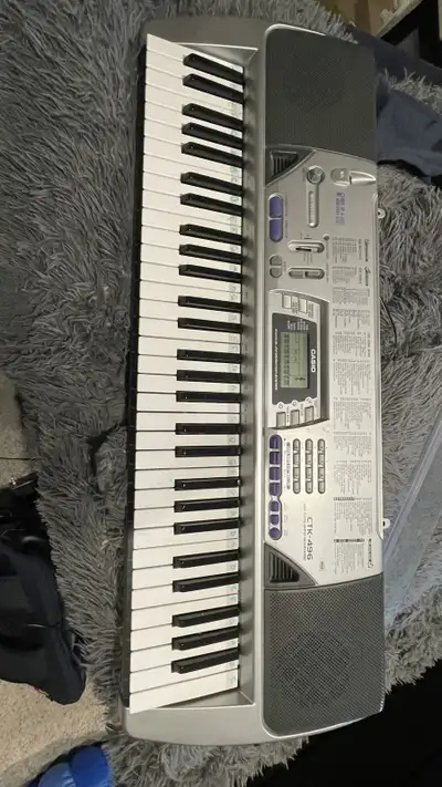 Classic CASIO keyboard, View more