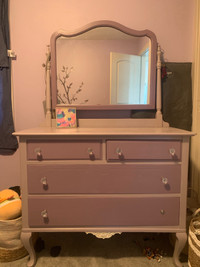 Dresser with mirror & night table (kids) 