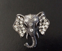 Elephant brooch in antique silver finish NOW LOCATED IN SARNIA