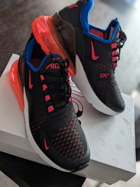 Women's Nike Air Max 270 - size 8.5 - Brand New
